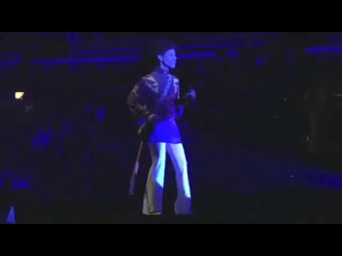 I Could Never Take The Place Of Your Man (live, Chicago 2012) - Prince
