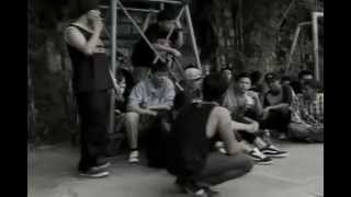 Download lagu Kuda Besi We Are Family   YouTube mp3