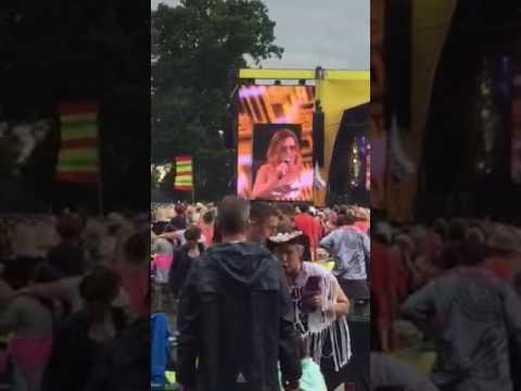 Glenn Gregory with the British Electric Foundation singing Temptation