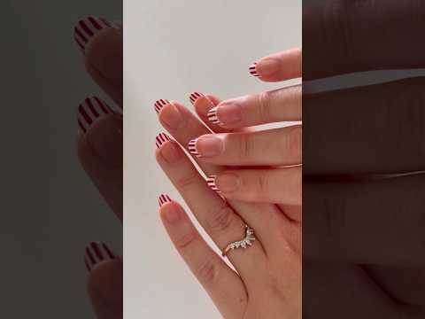 Festive nails hack ❤️🎄 #nails #christmasnails #christmas #nailart