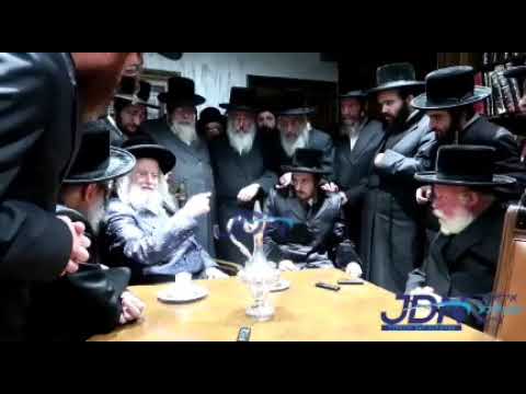 Sadigura Rebbe Visiting Munkatch Rebbe - Kislev 5782