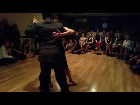 Argentine tango: Michelle Lamb & Marcelo 'El Chino' Gutiérrez - Bailemos
