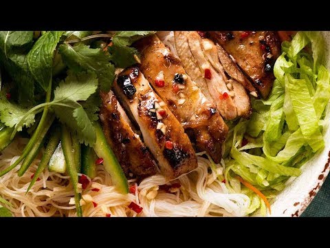 Vietnamese Noodles with Lemongrass Chicken