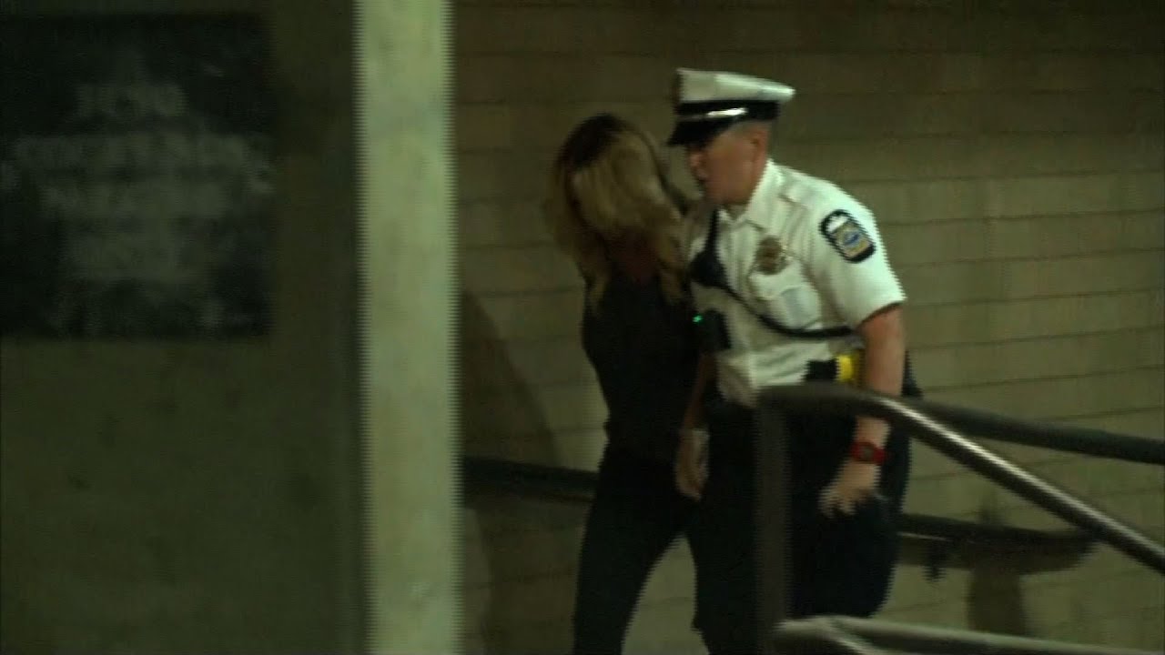 Raw: Stormy Daniels Brought Into Ohio Jail - YouTube