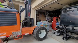 GARAGE DELIVERY Flatbed & Moffett. #moffetttraining