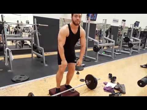 Bent Over Rows 176 lbs / 80 kg x 15 Reps