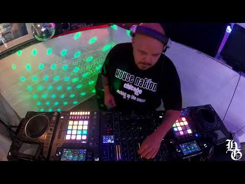 DJ Sneak Vs. Pioneer DJS-1000