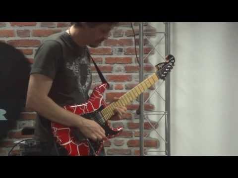 Juninho Afram Hands GTR FLORIPA