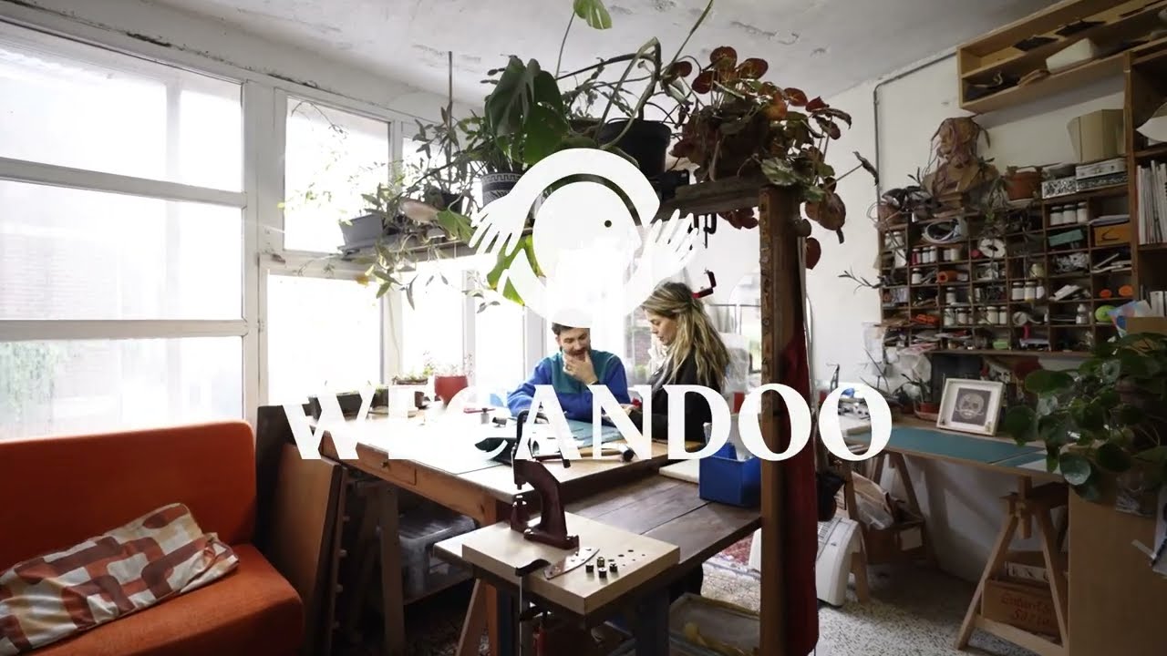 Discover the craft of leather working - Video