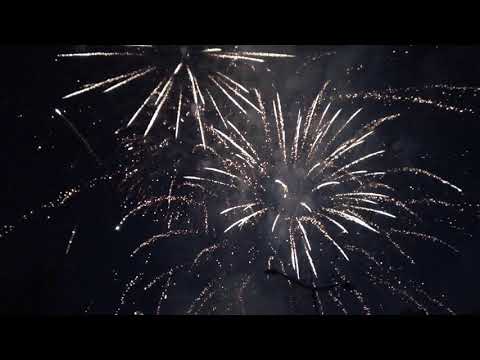 Spettacolo notturno a San Marcellino della Pirotecnica Pannella da Ponte (Bn)