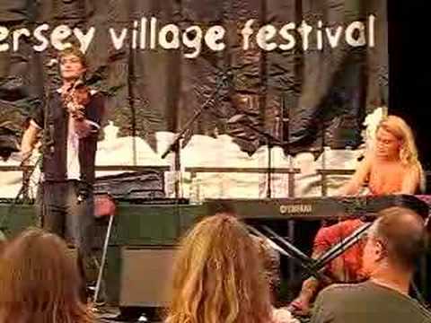 Mike & Ali Vass at Towersey Village Folk Festival - part 1