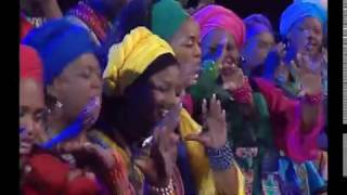 Soweto Gospel Choir - Live at the NMT - Sisazoyivuma Le Ngoma