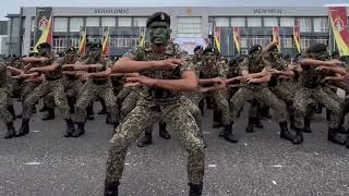 Download lagu Persembahan Maktab Tentera DiRaja 2025 mp3