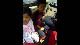 Download lagu Naik delman istimewa | drive a horse delman mp3