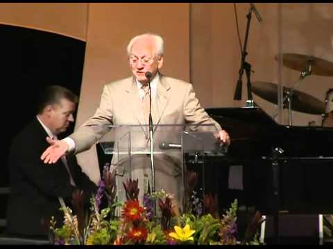 Ben Speer sings Chuck Millhuff's The Brush.mp4