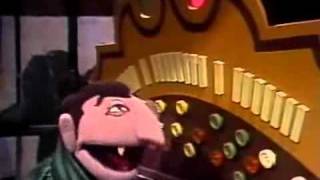 Sesame Street - The Count - Eight Beautiful Notes