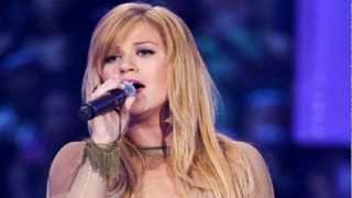 Kelly Clarkson Tennessee Waltz You Make Me Feel Like A Natural Woman Live Grammy Awards 2013