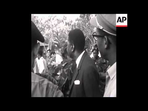 CAN 262 PRESIDENT MOISE TSHOME VISITS PARACHUTE TRAINING CAMP