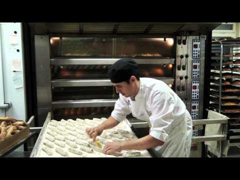 Stockholm sover och jag bakar!