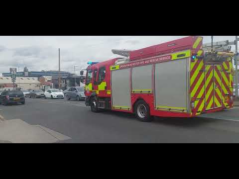 **TWO TONES** Whitefield Pump Responding - Greater Manchester Fire and Rescue Service