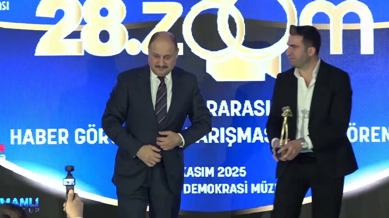 BAŞKAN GÜLPINAR’A “YILIN EN ŞEFFAF BELEDİYE BAŞKANI” ÖDÜLÜ