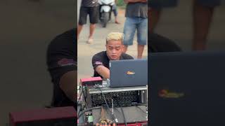 Download lagu Mr Thomas sedang meracik brewog audio mp3 Download lagu Mr Thomas sedang meracik brewog audio mp3