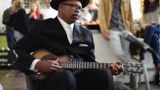 KM Williams - Back Back Train (Live)