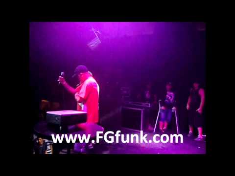 MCS TOTTÔ E KBÇA - BANDIDO NÃO PARA (((FGFUNK.COM)))