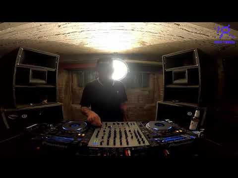 PATTERN:  Stützpunkt Showcase - SVNT - 7 P.M