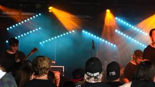 Myka Relocate - Playing It Safe LIVE The Hoodang