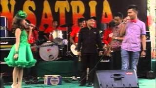 Download lagu Luka Hati Luka Diri - Gerry ft Tasya - New Satria mp3
