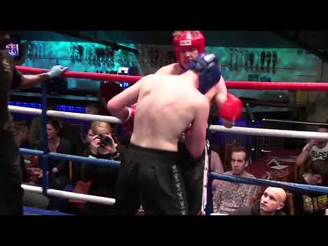 Kombat Zone - Turn up the heat - Charlie Ward vs Neil Wyborn