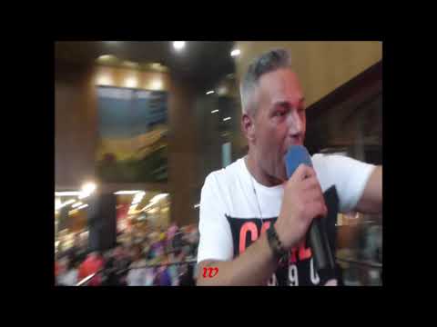 Essen * Karneval im Rathaus der Stadt Essen * Stimmungs-Sänger Joel Gutje * Video 3 *  28.02.2019