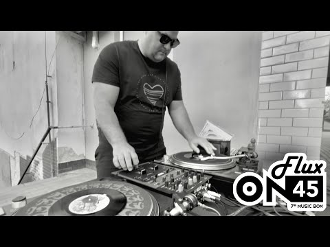 DJ Flux on 45s | Hvězdárna FilGrill 2025 🎶