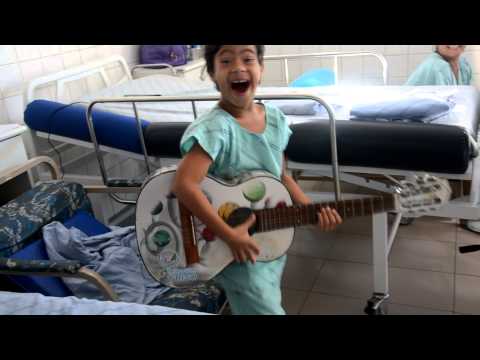 Palhaçoterapia: A arte do riso | Documentário CAV