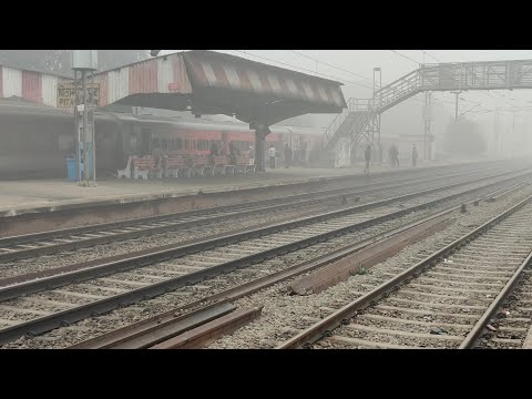 Live in dense fog at my hometown railway station 