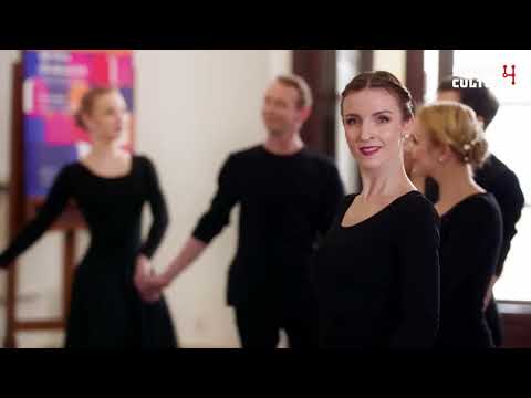 Capella de la Torre (Katharina Bäuml) PLAYS: Michael Praetorius | Bransle GAY