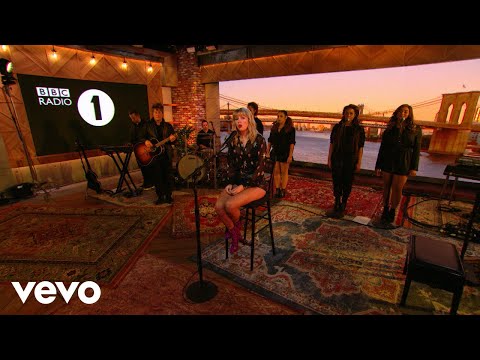 Taylor Swift - Can't Stop Loving You (Phil Collins cover) in the Live Lounge