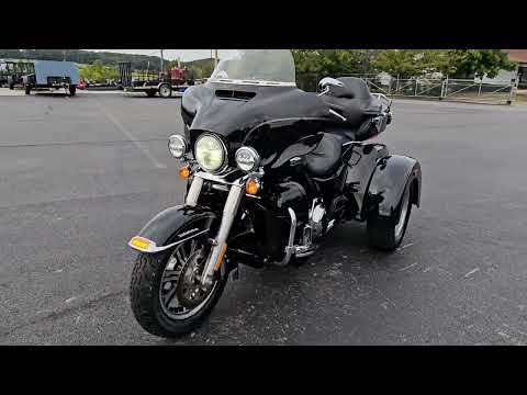 2015 Harley-Davidson Tri Glide® Ultra in Clinton, Tennessee - Video 1