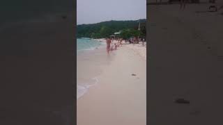 Download lagu Best beach in Pattaya. Tien Beach Koh Larn. mp3