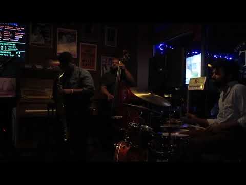 Kendrick Smith Trio  Moments Notice