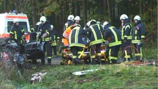 preview picture of video '73-Jähriger stirbt nach Glätteunfall bei Korbach.mpg'