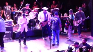 Manic Hispanic - She Turned Into Llorona / I&#39;m Just A Cholo