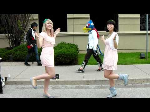 More Impromptu Dancing from Anime North 2011 - Late Addition (Full HD)