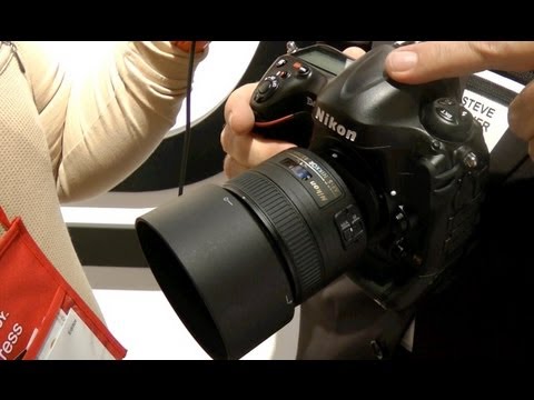 Nikon D4: A look at Nikon's new flagship camera at CES 2012