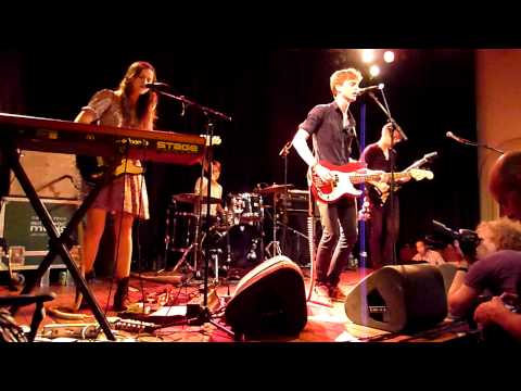 Holly Miranda - Waves | Live Paradiso Amsterdam 2010