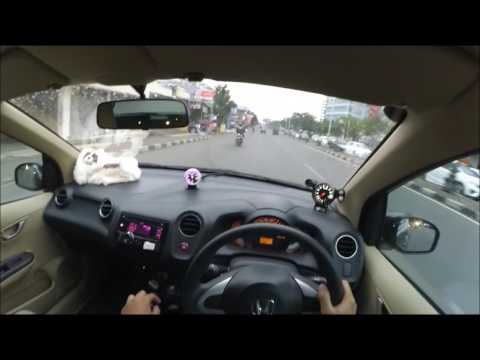 Tes tachometer defi racer di mobil honda brio dan ada yang kebelet pipis :)