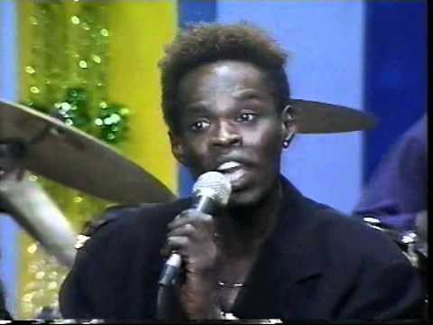 Baaba Maal Bonne année 1997.mp4