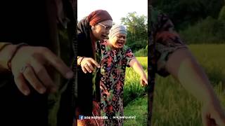 Download lagu DETIK-DETIK CEU PIYAH DAN MA OYES SEBELUM JATUH SAAT SYOOTING #ceupiyah #bodoransunda mp3