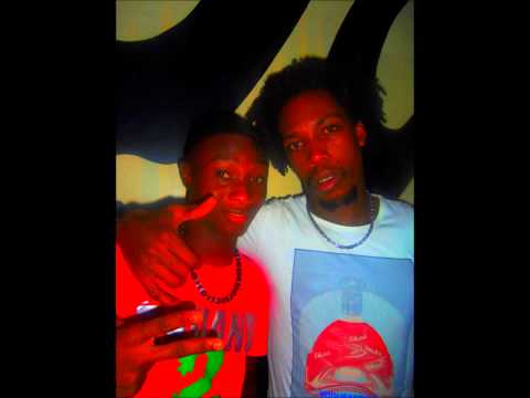 MIKAELO FT CHOUCHOU BB SALVADOR AGOLOTE)